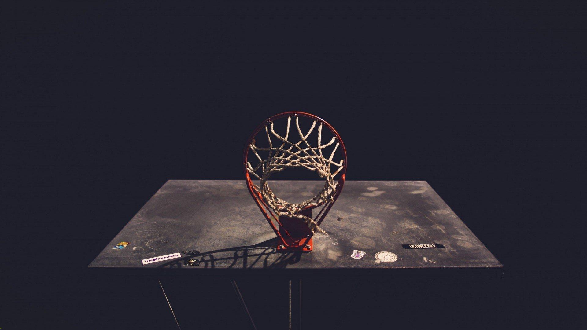 足坛震撼！天价转会刷新纪录，超级巨星加盟新东家引全球瞩目