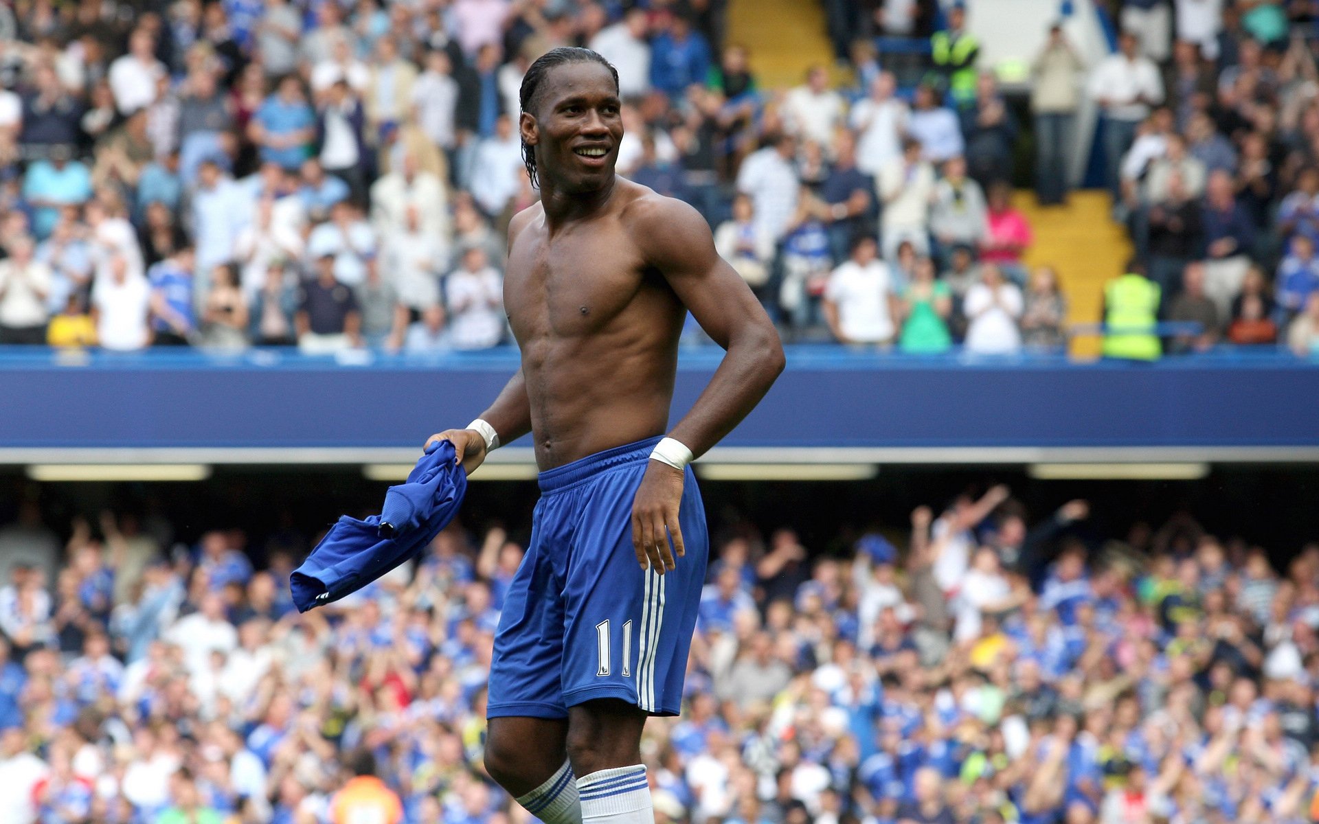 23岁新星打破尘封15年世界纪录，田径史上再添传奇一刻